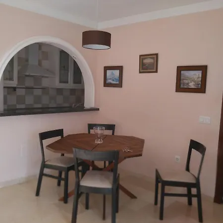 Avenida Gandhi Appartement *